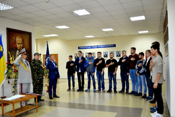 Посвячення студентів університету у козацьку територіальну оборону «Мужність у традиціях козацтва»