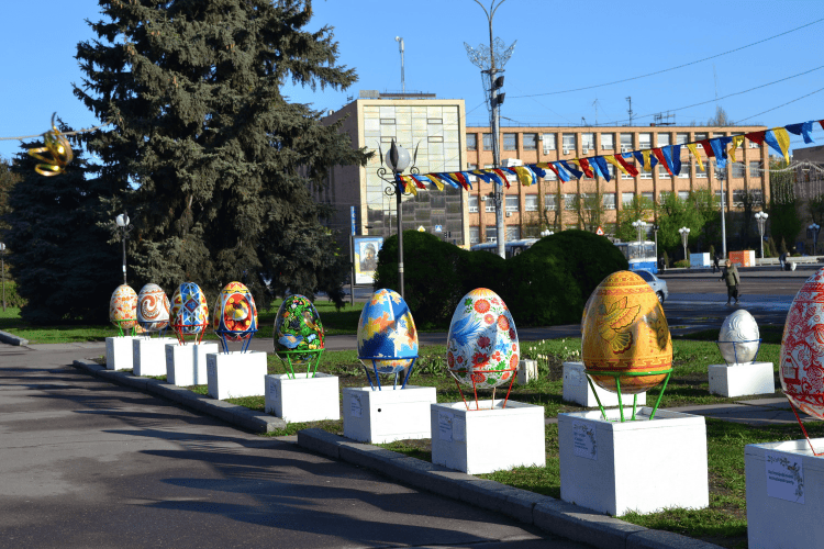 У центрі міста можна помилуватися писанкою від Східноєвропейського університету