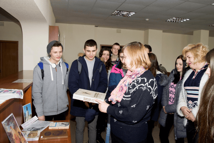 Студенти Східноєвропейського університету вшанували пам’ять Тараса Шевченка