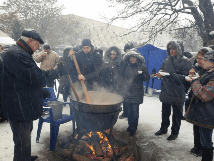 Як працівники Східноєвропейського університету відзначали різдво