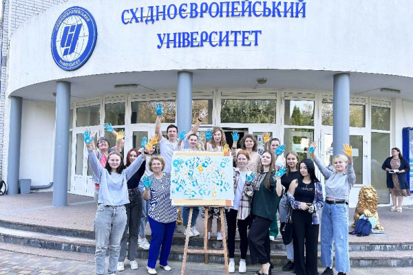 З Міжнародним днем миру, Україно!